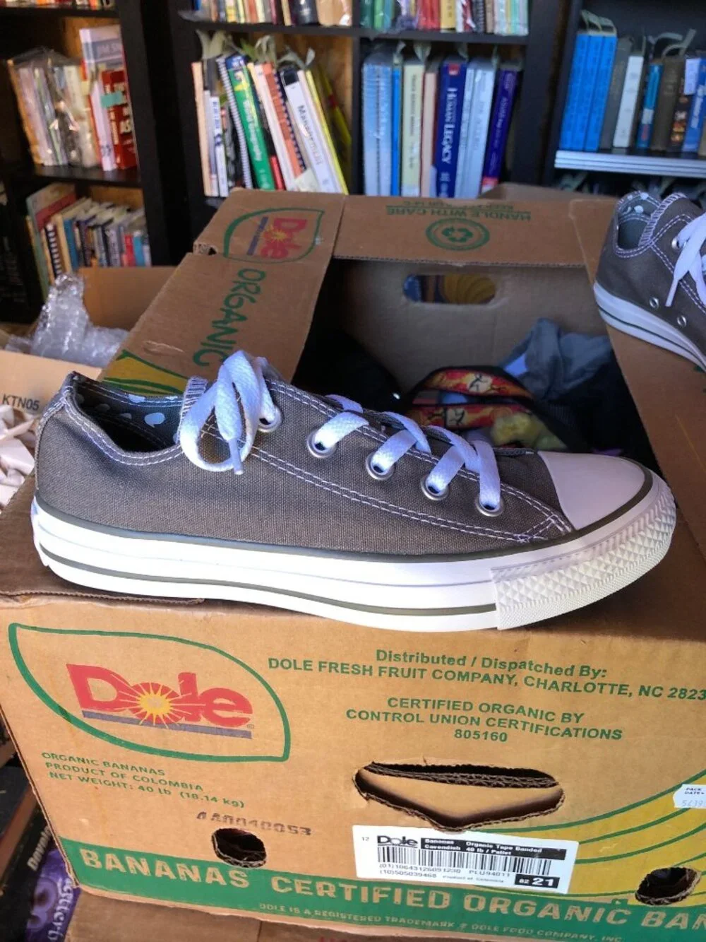 Converse All Star Chuck Taylors Sneakers Womens 6 Low Top Gray - Picture 3 of 16